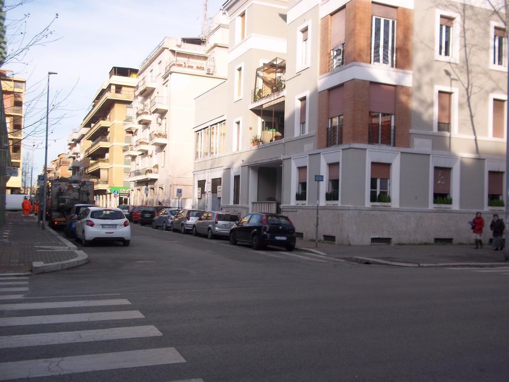 Il Sole Di Ostia Apartment Екстериор снимка