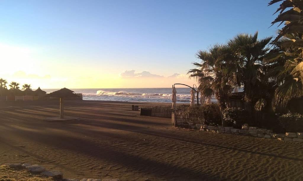Il Sole Di Ostia Apartment Екстериор снимка